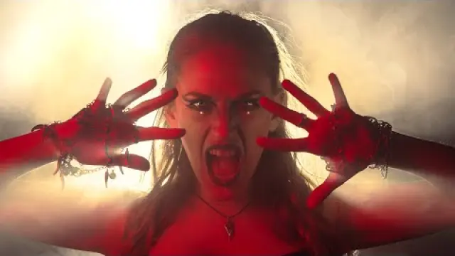 Don't Look Back - feat. Noa Gruman (Scardust)