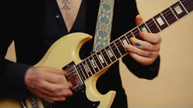 Scar On My Guitar